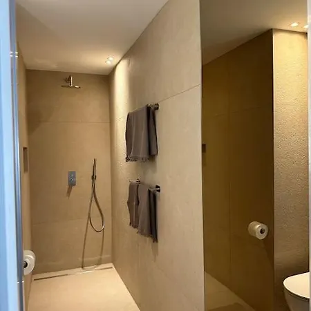 Отель Riva 21 *